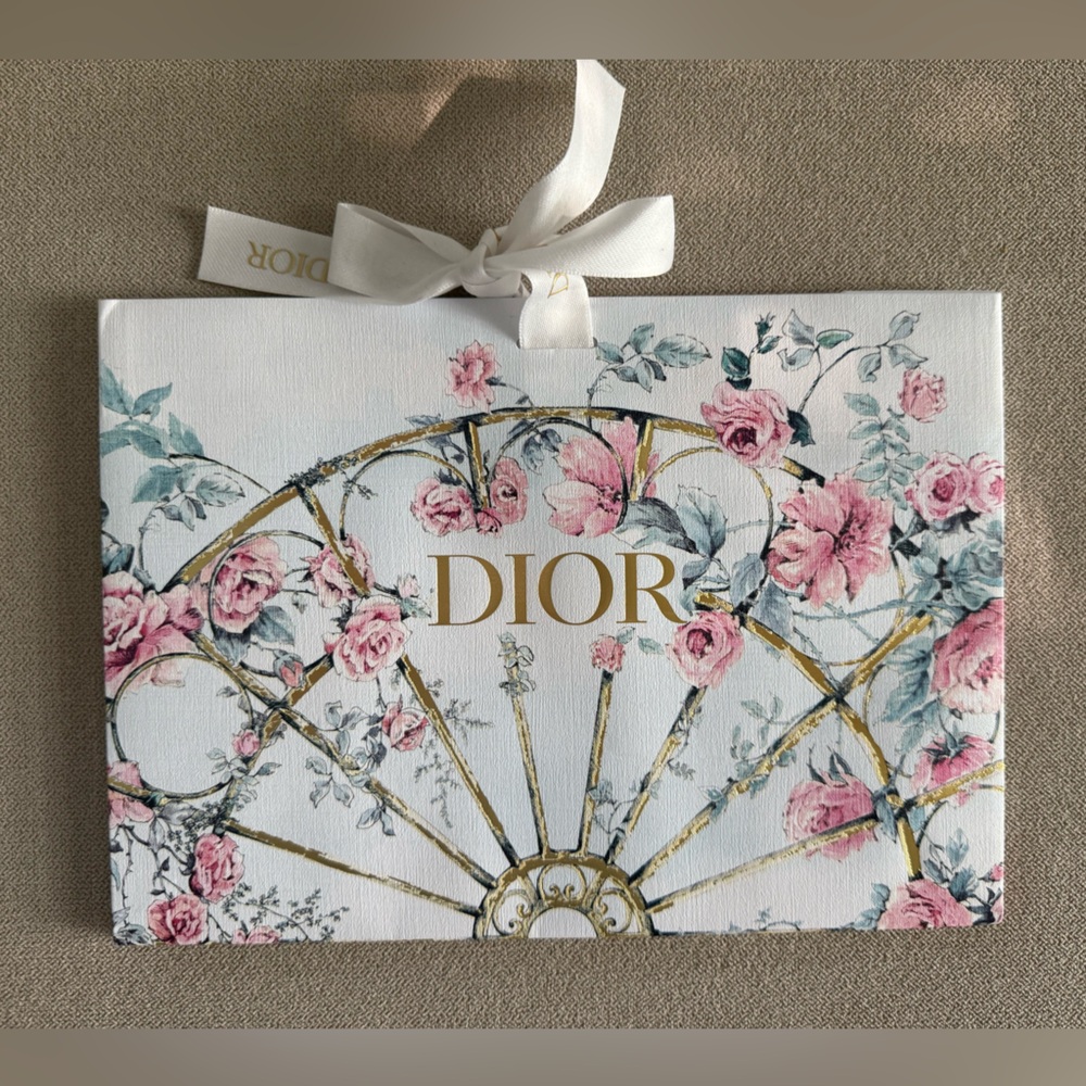 Dior Floral gift bag with Gold Accents